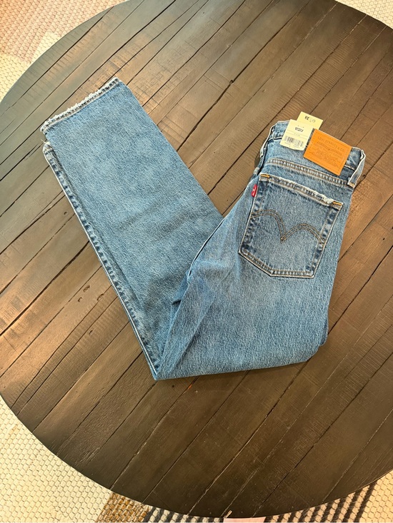 Levi's Denim - 🔥NWT LEVI’S Wedgie Straight leg Jeans size 27Wx28L Women’s Brand new